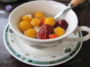 开心吃瓜酒酿小汤圆