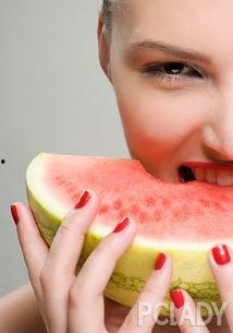 吃瓜少女做蛋糕,自制蛋糕的甜蜜之旅