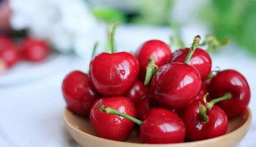 吃瓜樱桃,揭秘夏日消暑新宠