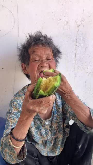 泰国妈妈吃瓜,揭秘泰国家庭日常美食文化