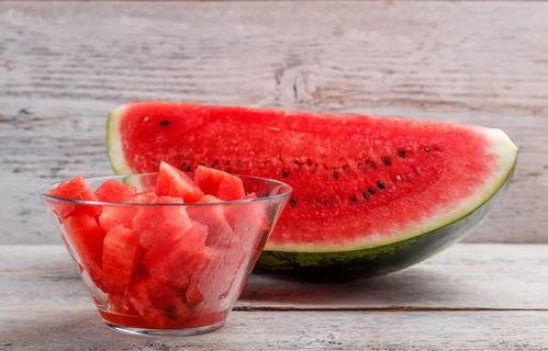 宁夏师范j哥吃瓜,揭秘j哥吃瓜背后的故事